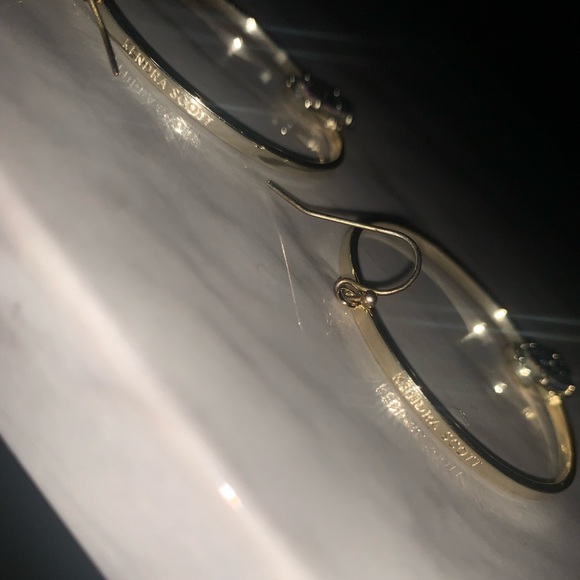 Kendra Scott earrings - Picture 3 of 4